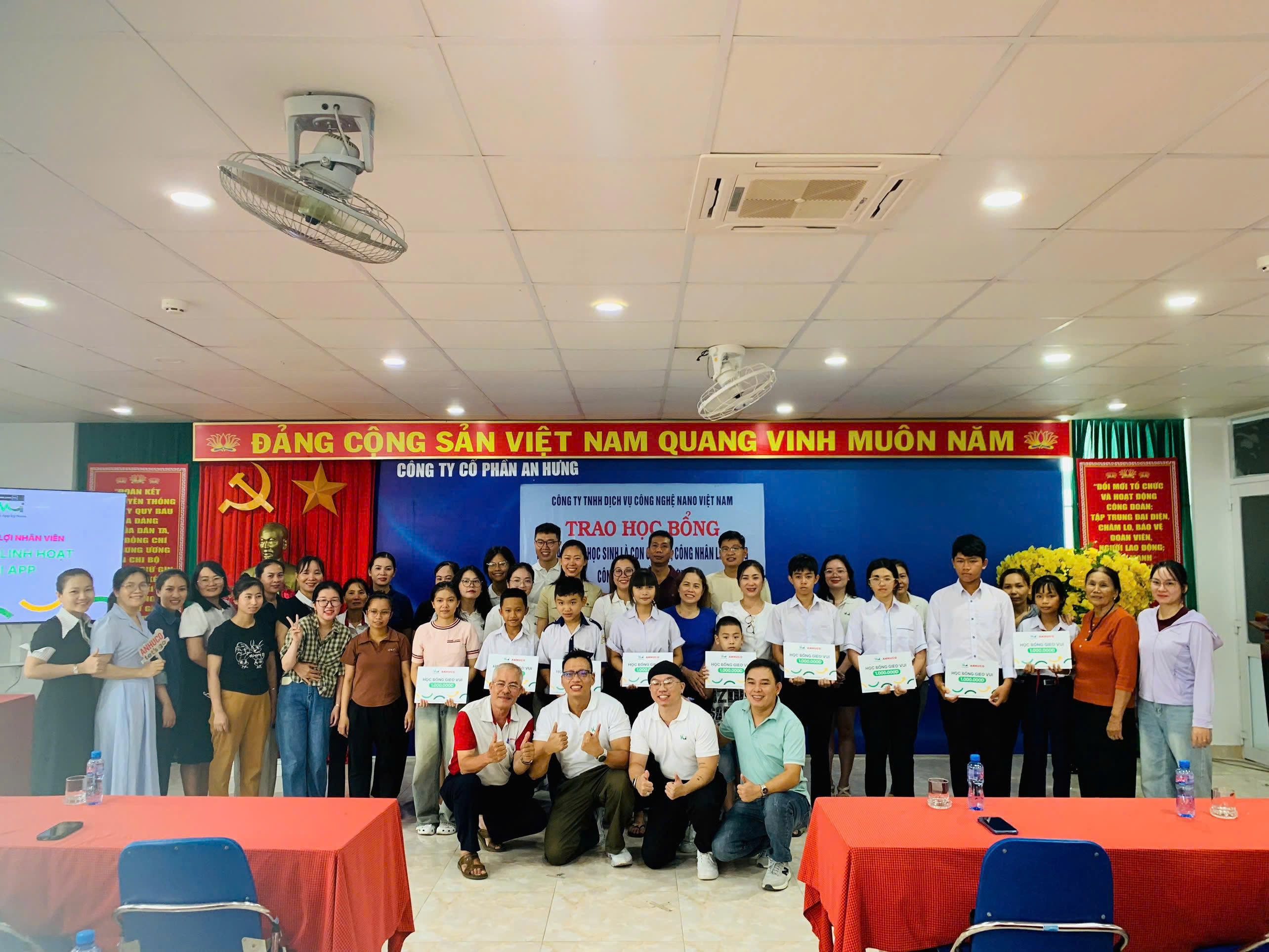 CÔNG TY CỔ PHẦN AN HƯNG ĐÓN TIẾP ĐOÀN CÔNG TÁC CÔNG TY TNHH DV NANO VIỆT NAM (VUI APP) THĂM VÀ LÀM VIỆC: MỞ RỘNG HỢP TÁC VÀ TRUYỀN TẢI THÔNG ĐIỆP YÊU THƯƠNG